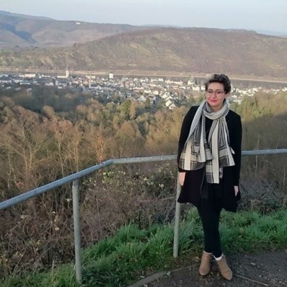 Meet Your Posher, Nohra - Picture 4 of 4